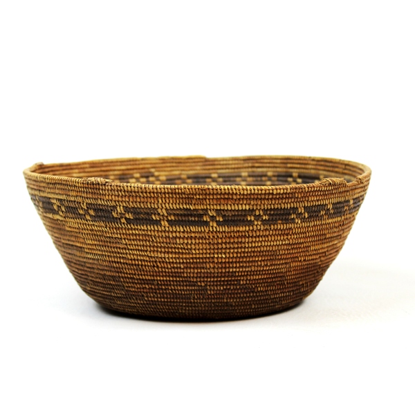 Native American yokuts basket / bowl - c. 1920s - 1930s