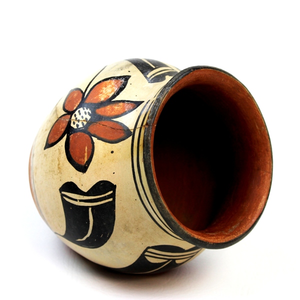 Santo Domingo Indian pueblo pottery - c. 1930s