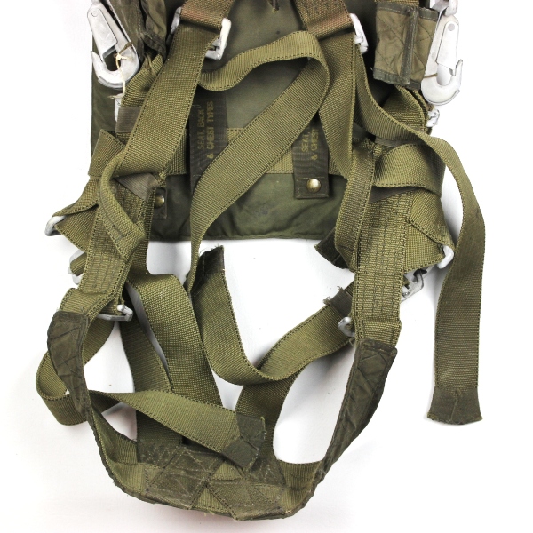 USAF seat-type parachute harness - Drawing 50J68