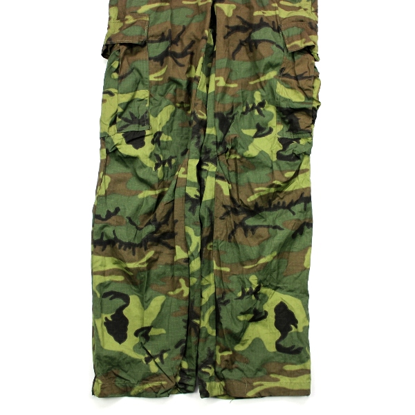 ERDL camouflage jungle fatigue / combat trousers - Regular Small