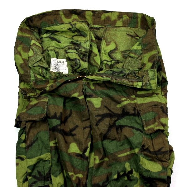 ERDL camouflage jungle fatigue / combat trousers - Regular Small