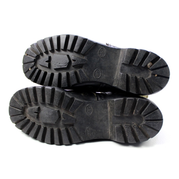 Scarce 2nd pattern jungle boots - Vibram soles - 8R
