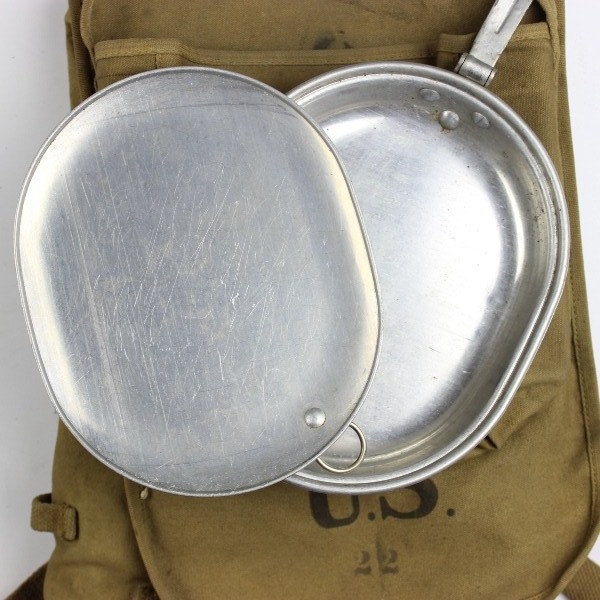 M1910 canvas haversack w/ complete mess kit - 1918