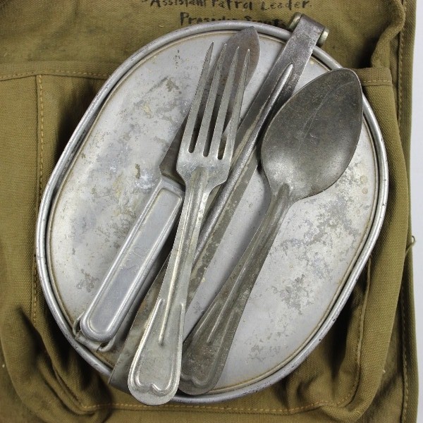 M1910 canvas haversack w/ complete mess kit - R.I.A. 1915
