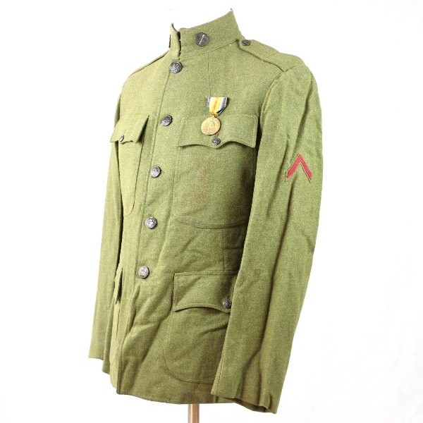 M1917 OD wool service tunic w/ WW1 victory medal - Air Service