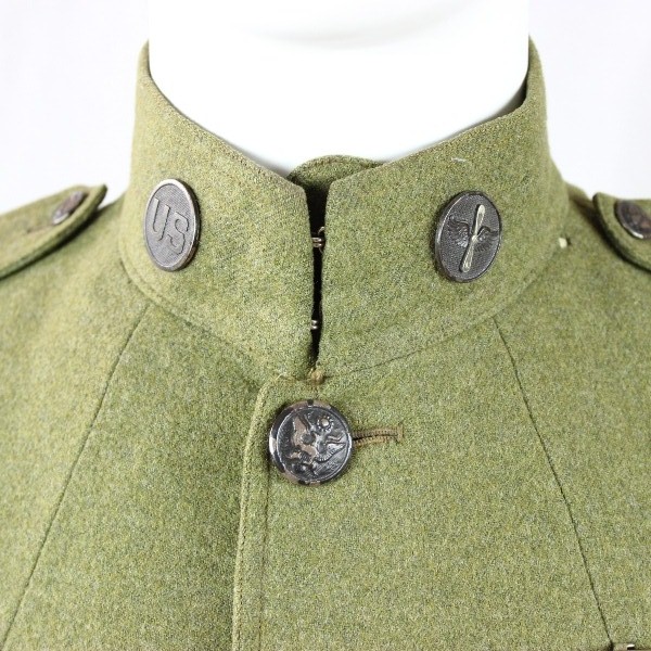 M1917 OD wool service tunic w/ WW1 victory medal - Air Service