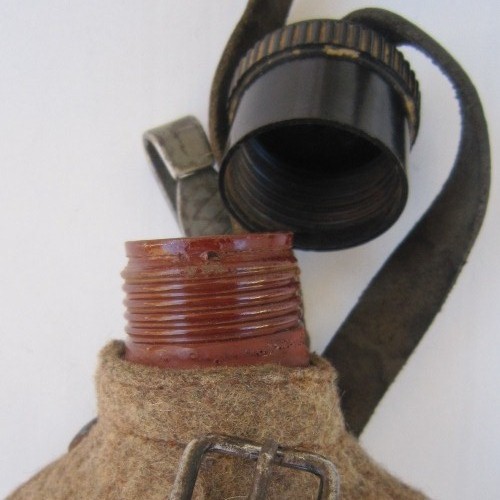 German WW2 M31 Canteen + cup