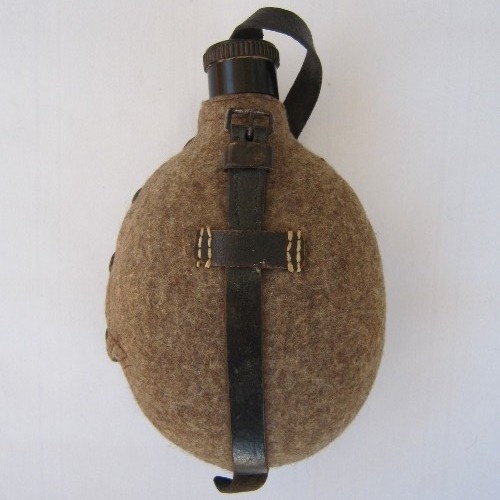 German WW2 M31 Canteen + cup