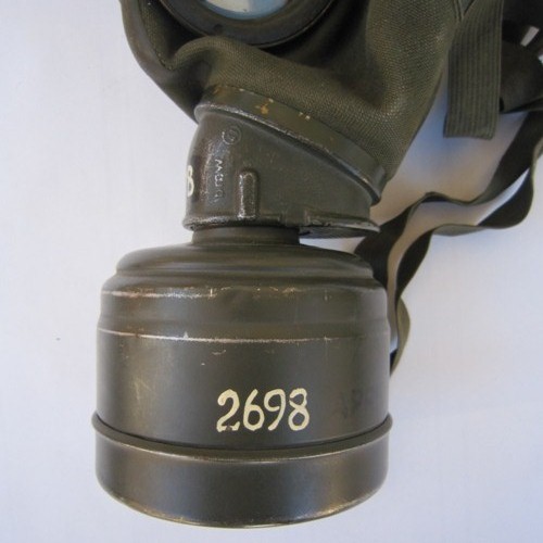 German WW2 M30 Gasmask + Canister