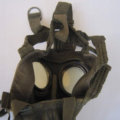 German WW2 M30 Gasmask + Canister