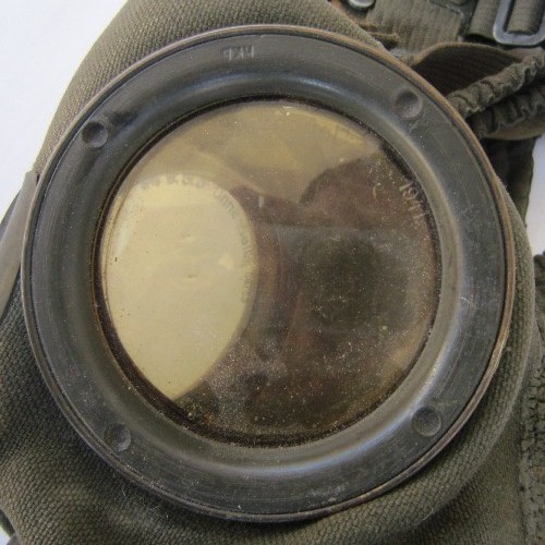 German WW2 M30 Gasmask + Canister