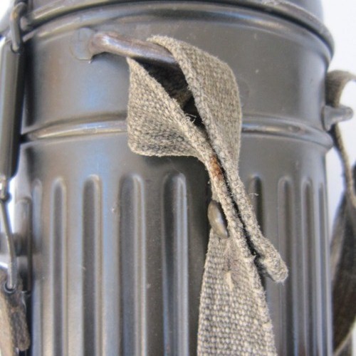 German WW2 M30 Gasmask + Canister