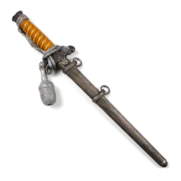 WH officer’s dagger with silver dress tassel