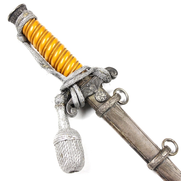 WH officer’s dagger with silver dress tassel