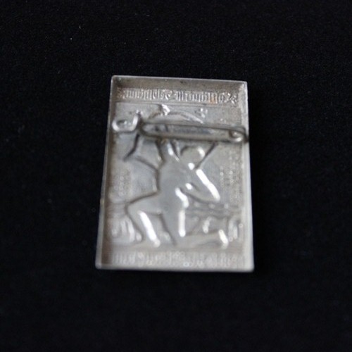 Luftschutz RLB “Naked Archer” donation badge