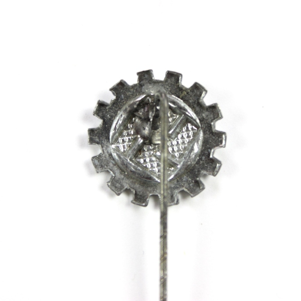 DAF member's stickpin