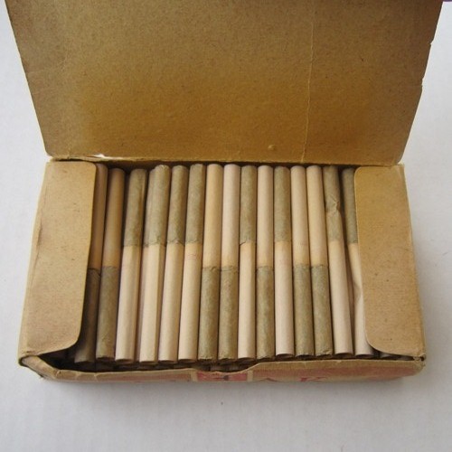 German Haudegen Junak DGM 100 cigarettes box