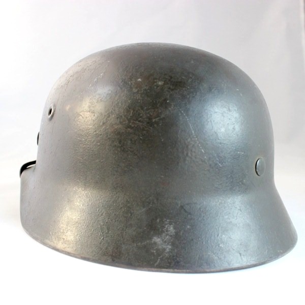 M1935 SS single decal helmet Q64