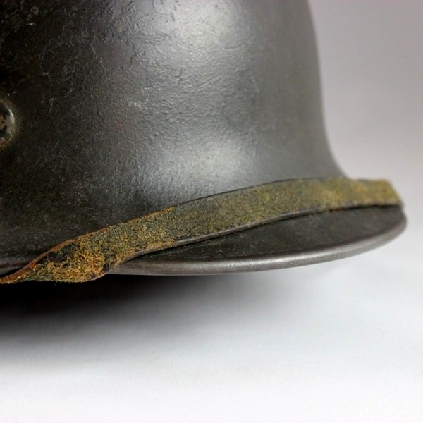 M1935 SS single decal helmet Q64