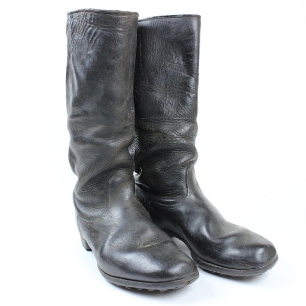 EM/ NCOs black leather marching boots