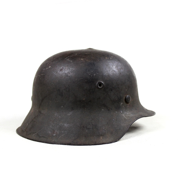 Single decal M1942 WH steel helmet - EF 62