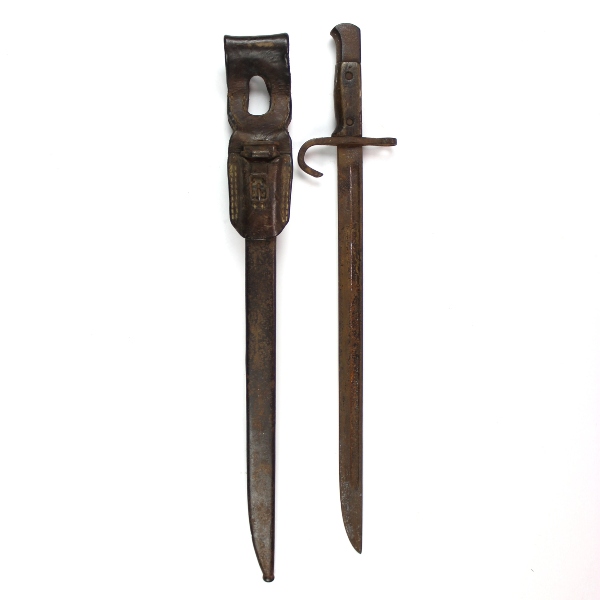 Type 30 bayonet w/ scabbard and leather frog