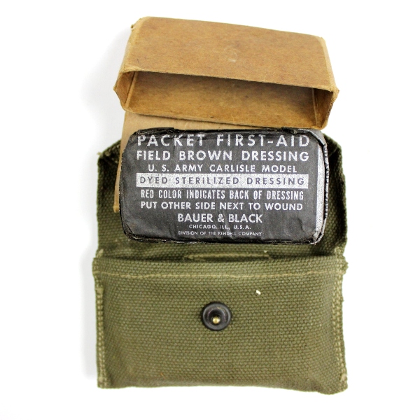 M1942 First aid packet pouch w/content - 1944