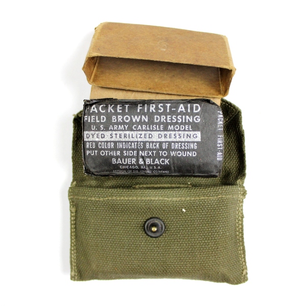 M1942 First aid packet pouch w/content - 1944