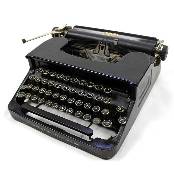 Officers typewriter w/ field carrying case - Nice!