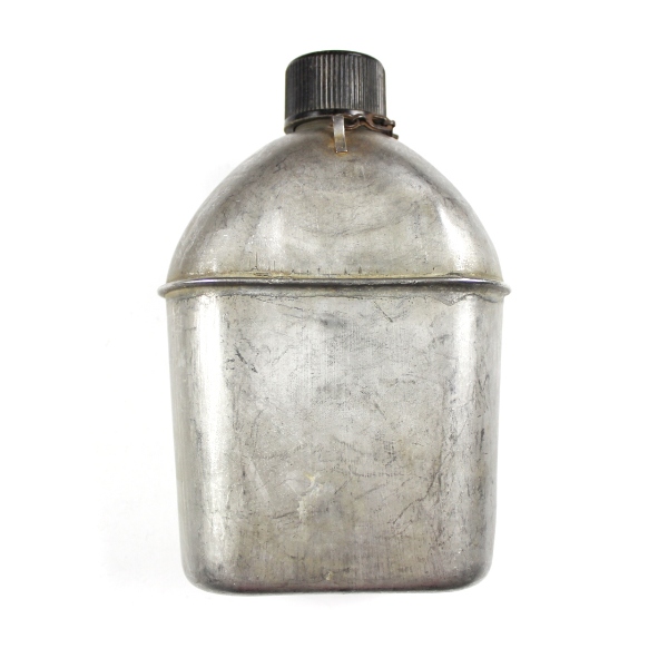 US Army M1942 canteen w/ cover and cup