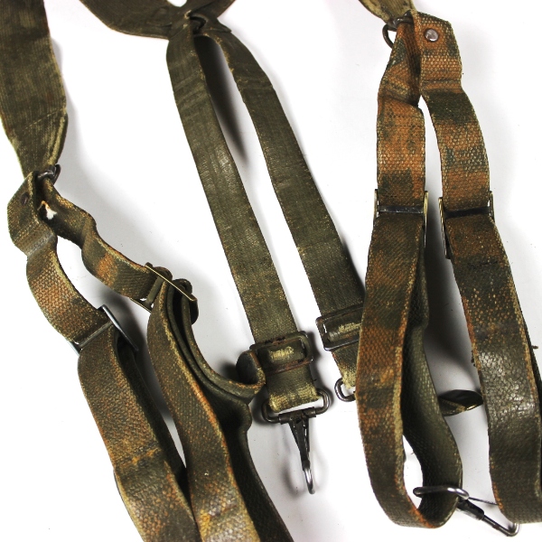 M1936 suspenders w/ green paint