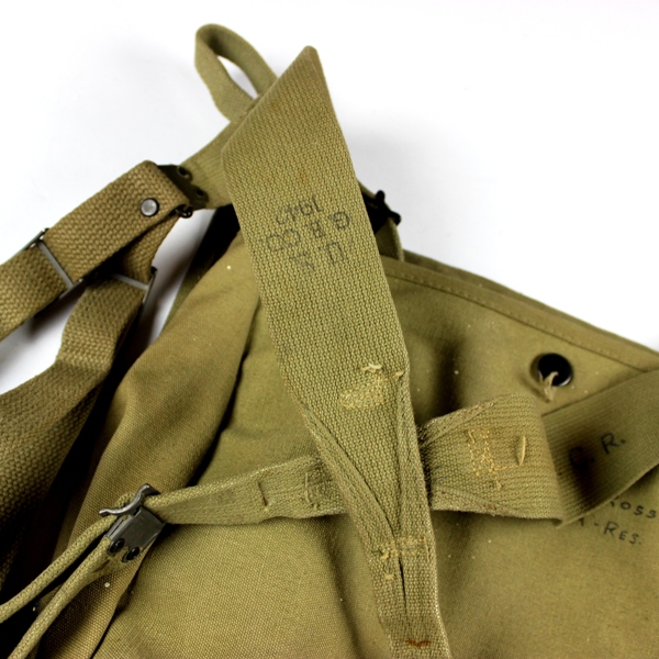 M1936 musette, pistol belt and suspenders lot - Identified