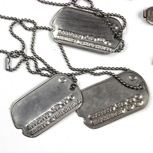 USAAF identification bracelet and dog tags