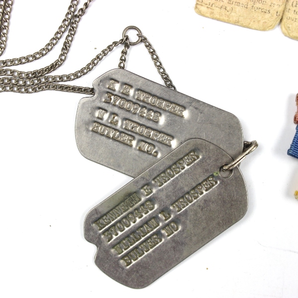 US Army dog tags, ribbons, religious bracelet lot