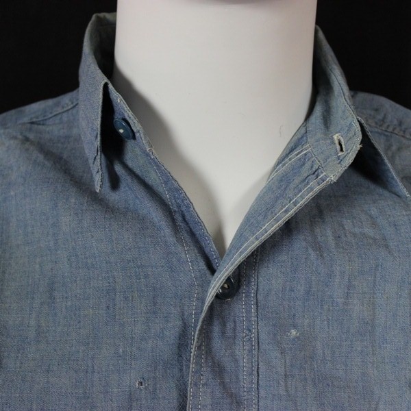 US Navy chambray utility shirt - ID’ed - USS Tarazed