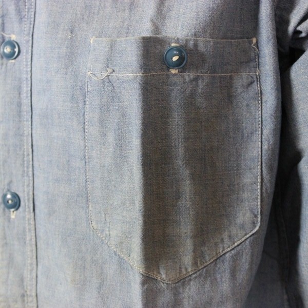 US Navy chambray utility shirt - ID’ed - USS Tarazed