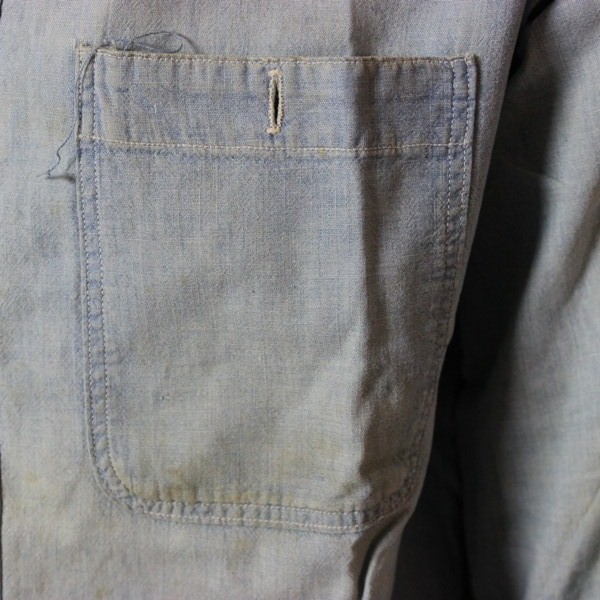 US Navy chambray utility shirt - ID’ed - USS Tarazed
