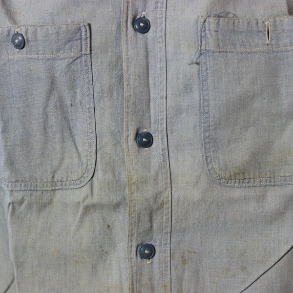 US Navy chambray utility shirt - ID’ed - USS Tarazed