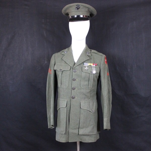 USMC Dress jacket and cap w/ ID tag - 2nd Marine Div.
