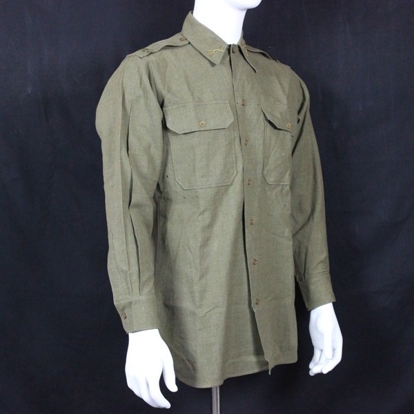 US Army brown mustard shirt w/ 2nd Lt and infantry insignia
