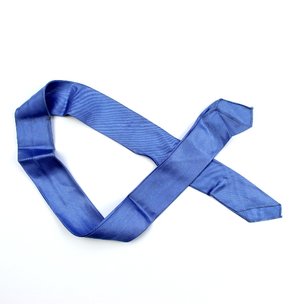 US Navy WAVES light blue tie / neckerchief - Identified