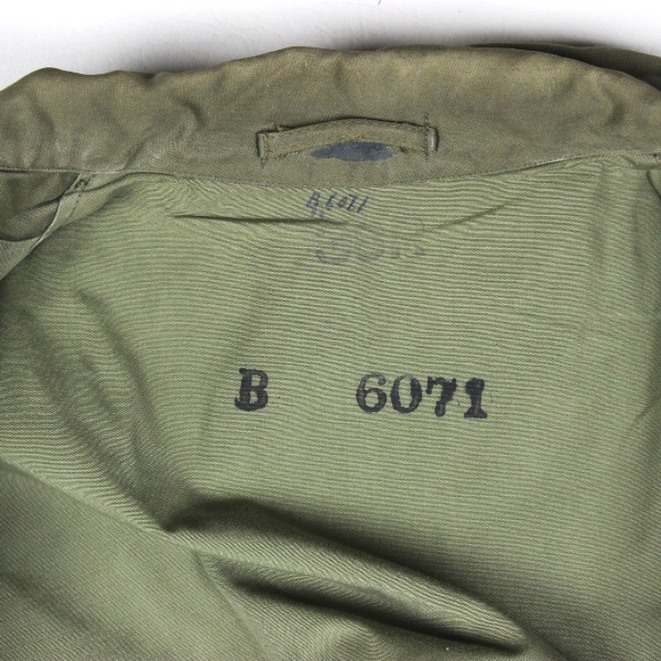 M1943 field jacket w/ 4th AF patch and dog tags