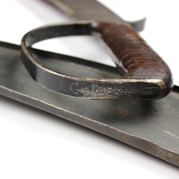 Woodman's pal survival machete w/ metal scabbard