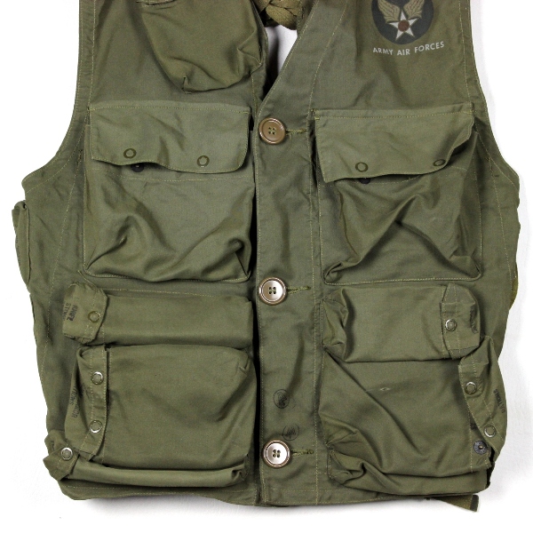 44th Collectors Avenue - USAAF type C1 emergency sustenance vest w ...